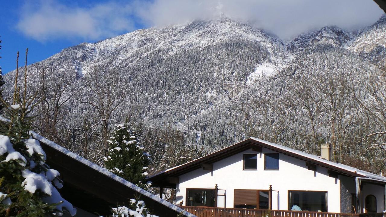 Yeti Lux - Family Garden Lodge Garmisch-Partenkirchen Exterior photo