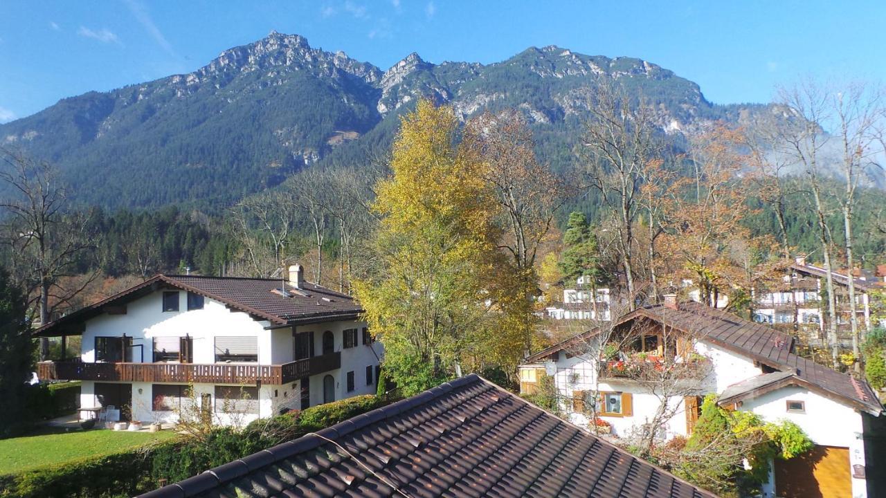 Yeti Lux - Family Garden Lodge Garmisch-Partenkirchen Exterior photo
